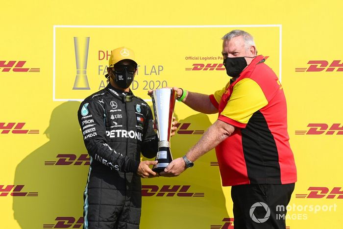 Lewis Hamilton, Mercedes-AMG F1 recibe el premio DHL Fastest Lap de DHL 