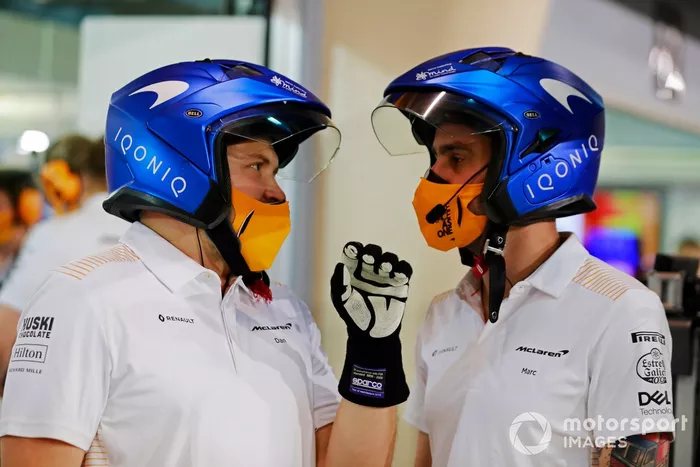 Mecánicos de McLaren