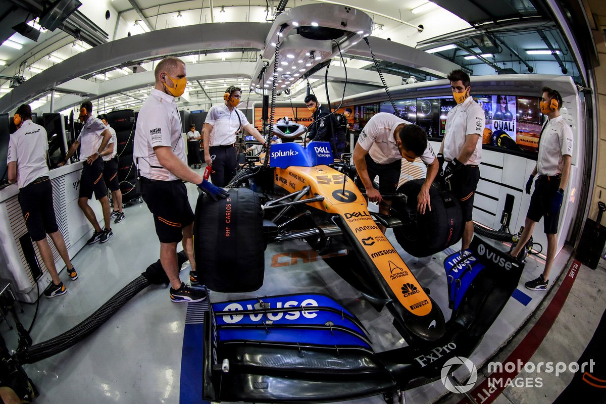 Carlos Sainz Jr., McLaren MCL35