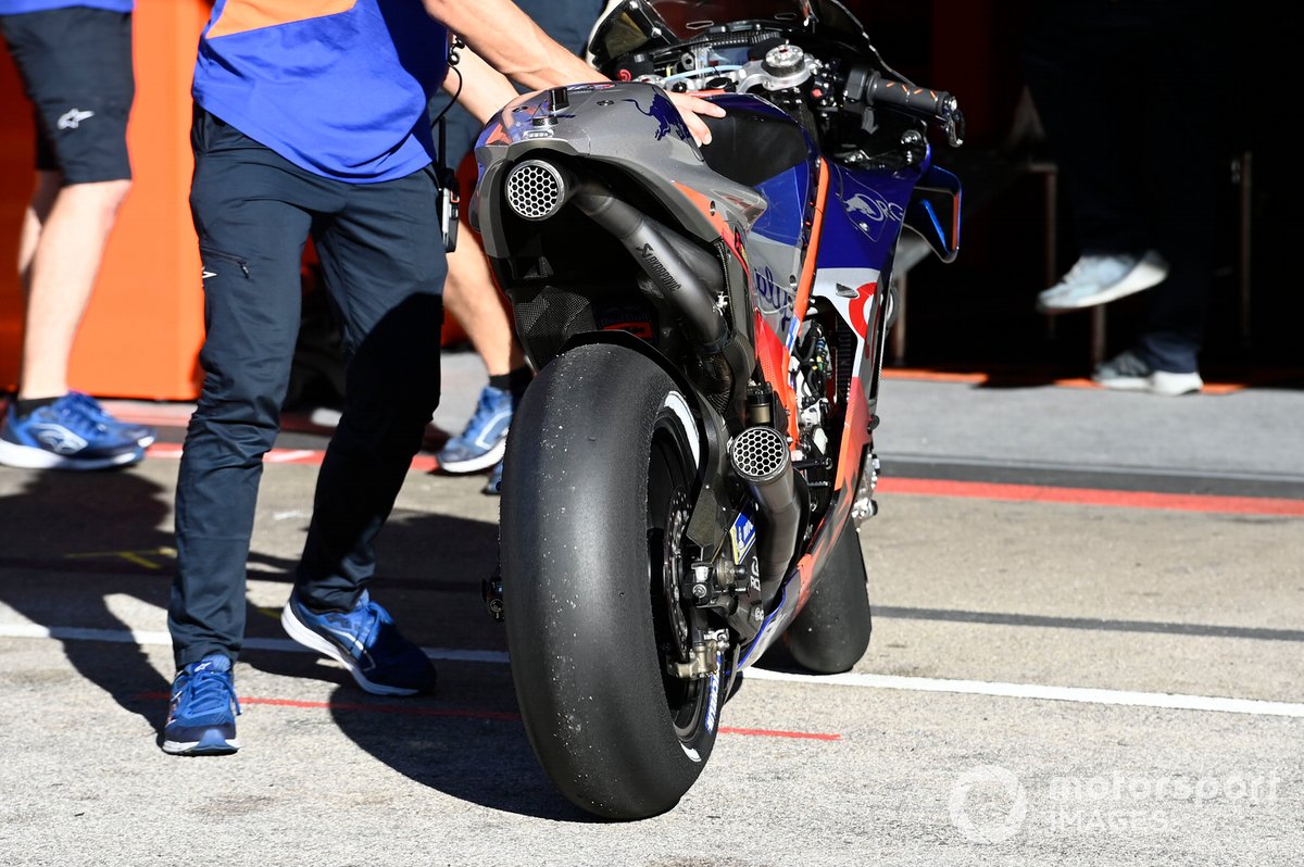 Detalle de la moto de Mika Kallio, Red Bull KTM Tech 3