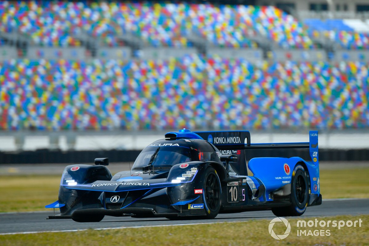 #10 Wayne Taylor Racing Acura ARX-05 Acura DPi: Ricky Taylor, Filipe Albuquerque, Alexander Rossi, Helio Castroneves