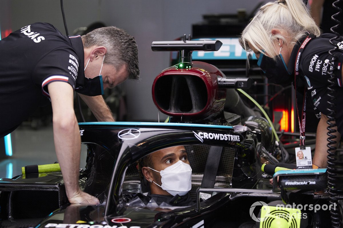 Sir Lewis Hamilton, Mercedes, nell'abitacolo