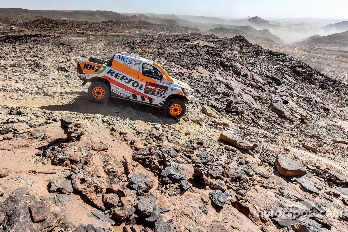 #327 Repsol Rally Team Toyota: Pujol Isidre Esteve, Txema Villalobos