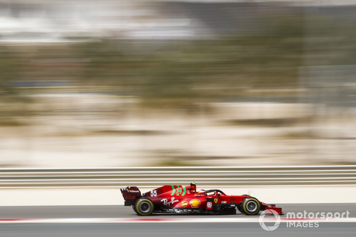 Carlos Sainz Jr., Ferrari SF21