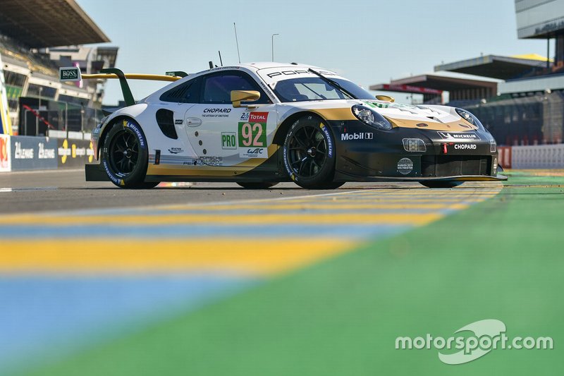 #92 Porsche GT Team Porsche 911 RSR: Мікаель Крістенсен, Кевін Естр, Лоран Вантор