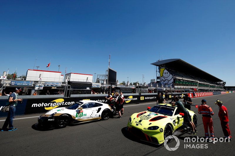 #91 Porsche GT Team Porsche 911 RSR: Richard Lietz, Gianmaria Bruni, Frédéric Makowiecki, #95 Aston Martin Racing Aston Martin Vantage AMR: Marco Sorensen, Nicki Thiim, Darren Turner, Russ Gunn