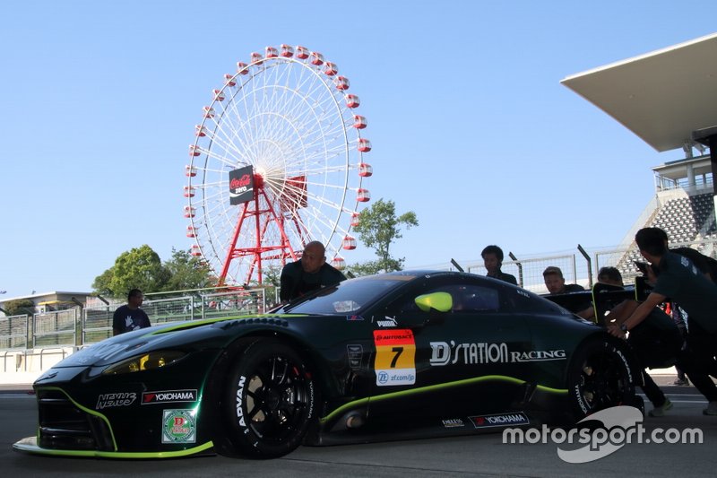#7 D'station Vantage GT3