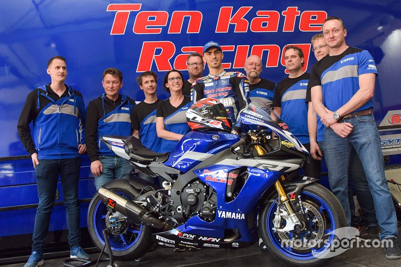 Loris Baz, Ten Kate Racing