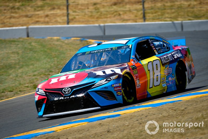 2. Kyle Busch, Joe Gibbs Racing, Toyota Camry