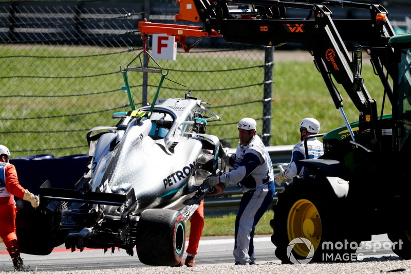 Car of Valtteri Bottas, Mercedes AMG W10 being recovered after crash