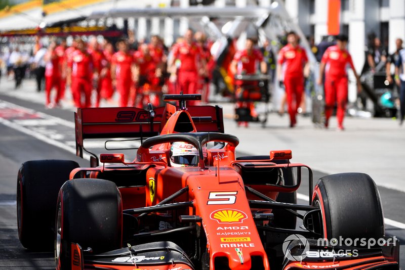 Sebastian Vettel, Ferrari SF90, in the pit lane