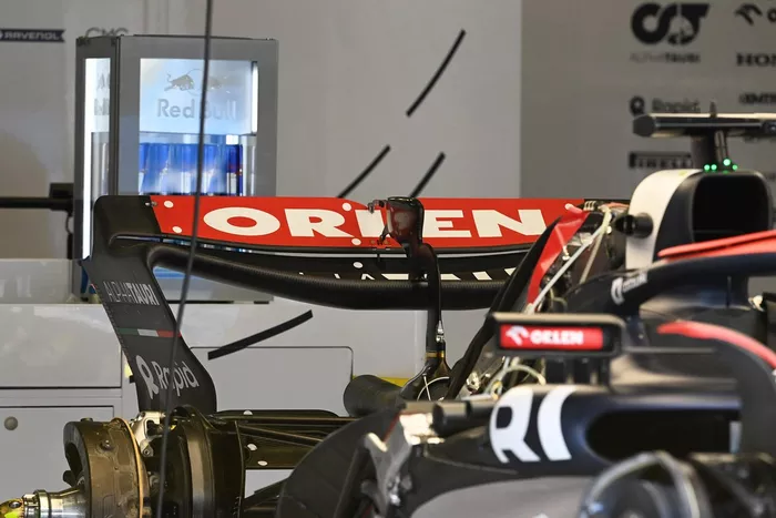 Haas VF-23 detalles técnicos
