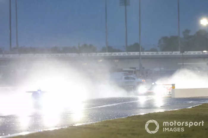 #10 Wayne Taylor Racing Cadillac DPi: Renger Van Der Zande, Jordan Taylor, Fernando Alonso, Kamui Kobayashi