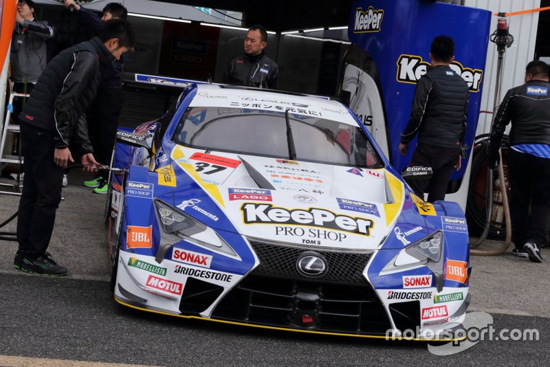 #37 KeePer TOM'S LC500