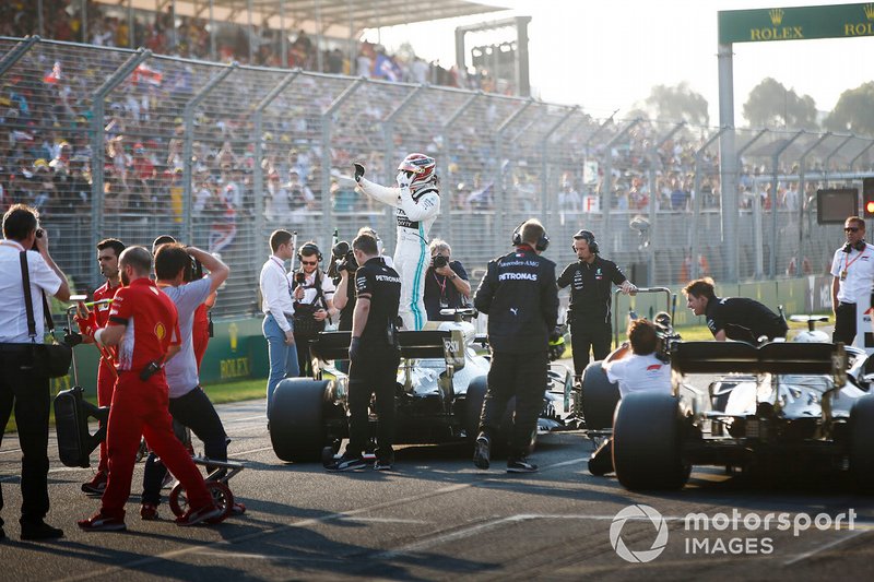 Lewis Hamilton, Mercedes AMG F1, celebrates pole position