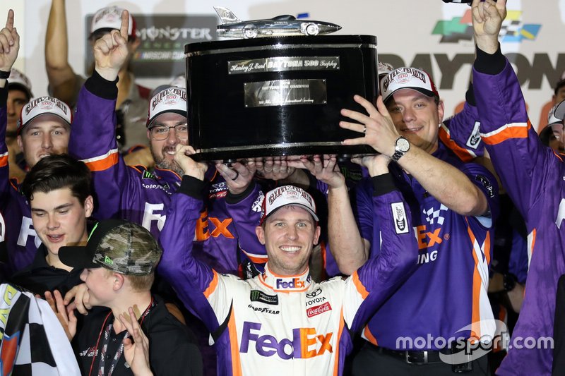 Race winner Denny Hamlin, Joe Gibbs Racing Toyota