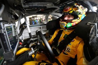 Kyle Busch, Joe Gibbs Racing, Toyota Camry M&M's Chocolate Bar