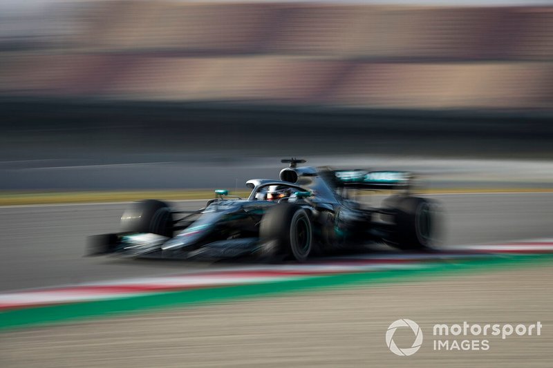 Lewis Hamilton, Mercedes AMG F1 W10.