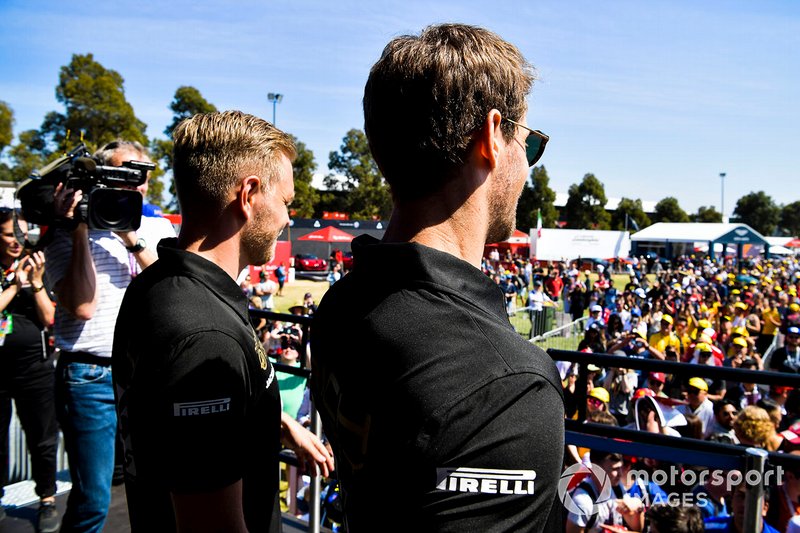 Romain Grosjean, Haas F1 Team e Kevin Magnussen, Haas F1 Team