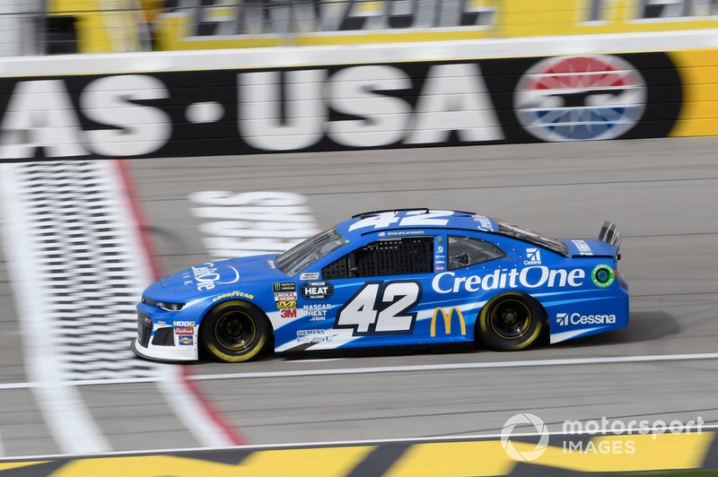 Kyle Larson, Chip Ganassi Racing, Chevrolet Camaro Credit One Bank