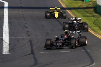 Kevin Magnussen, Haas F1 Team VF-19, Romain Grosjean, Haas F1 Team VF-19, Nico Hulkenberg, Renault F1 Team R.S. 19