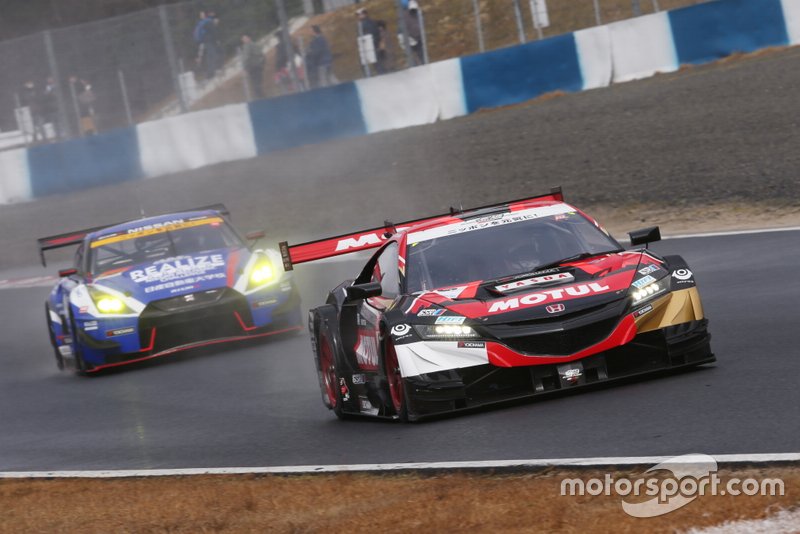 #16 MOTUL MUGEN NSX-GT