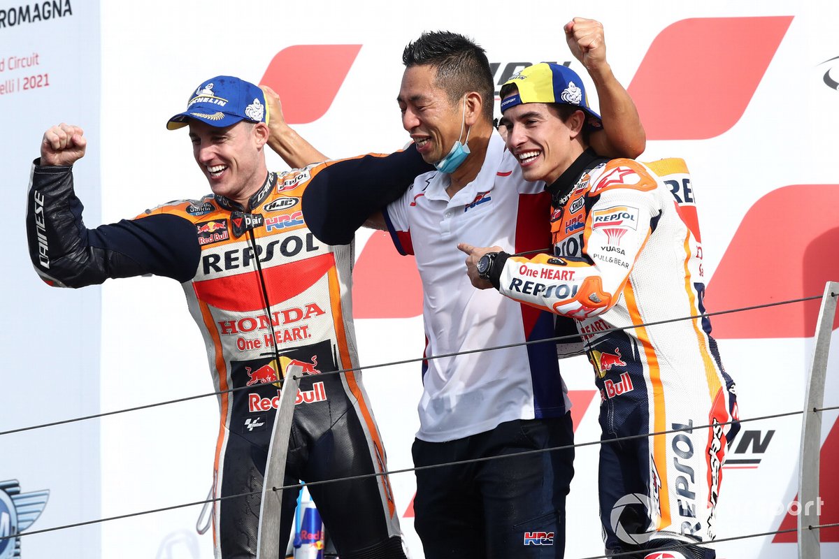 Podio: ganador Marc Márquez, Repsol Honda Team, segundo lugar Pol Espargaró, Repsol Honda Team