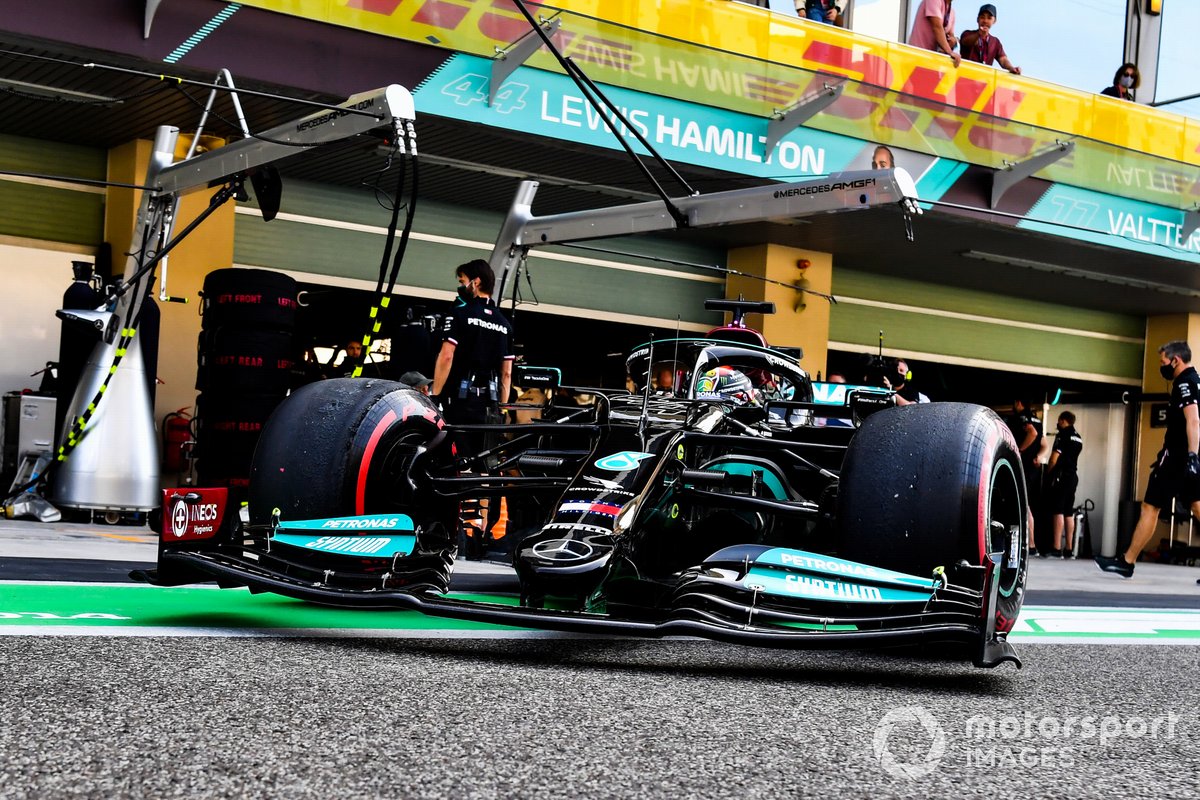 Lewis Hamilton, Mercedes W12