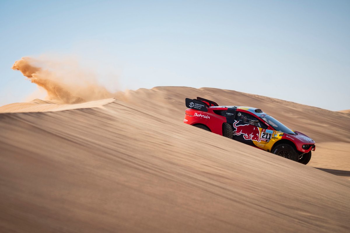 #211 Bahrain Raid Xtreme Prodrive: Sebastien Loeb, Fabian Lurquin