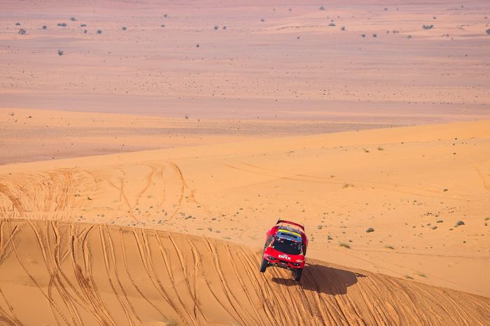 #211 Bahrain Raid Xtreme Prodrive: Sebastien Loeb, Fabian Lurquin