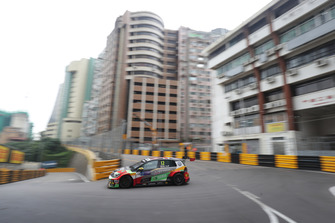 Rob Huff, Sébastien Loeb Racing Volkswagen Golf GTI TCR