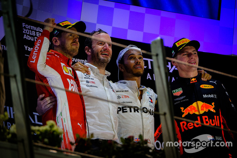 Sebastian Vettel, Ferrari, Bradley Lord, Communications Director, Mercedes, Lewis Hamilton, Mercedes-AMG F1 W09, Max Verstappen, Red Bull Racing