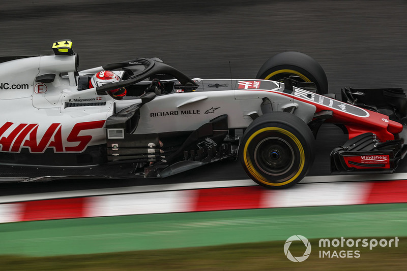 <img src="https://cdn-1.motorsport.com/static/custom/car-thumbs/F1_2018/CARS/haas.png" alt="" width="250" /> Haas