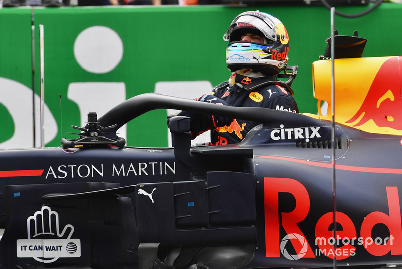 Daniel Ricciardo, Red Bull Racing RB14 in parc ferme 