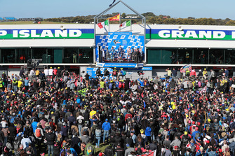 Podium: race winner Maverick Viñales, Yamaha Factory Racing, second place Andrea Iannone, Team Suzuki MotoGP, third place Andrea Dovizioso, Ducati Team