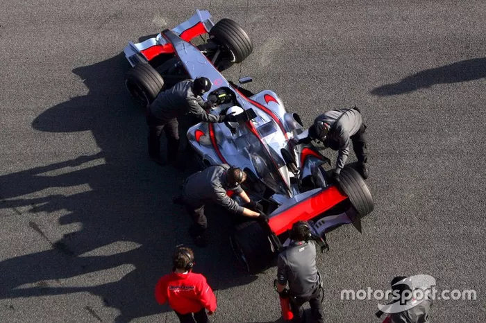 Fernando Alonso, McLaren Mercedes MP4/21