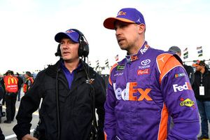 Denny Hamlin, Joe Gibbs Racing, Toyota Camry FedEx Office and Mike Wheeler
