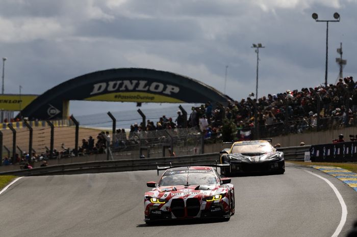  #31 Equipo WRT BMW M4 LMGT3: Darren Leung, Sean Gelael, Augusto Farfus