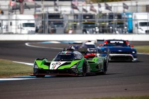 #63 Iron Lynx Lamborghini SC63: Matteo Cairoli, Andrea Caldarelli, Romain Grosjean