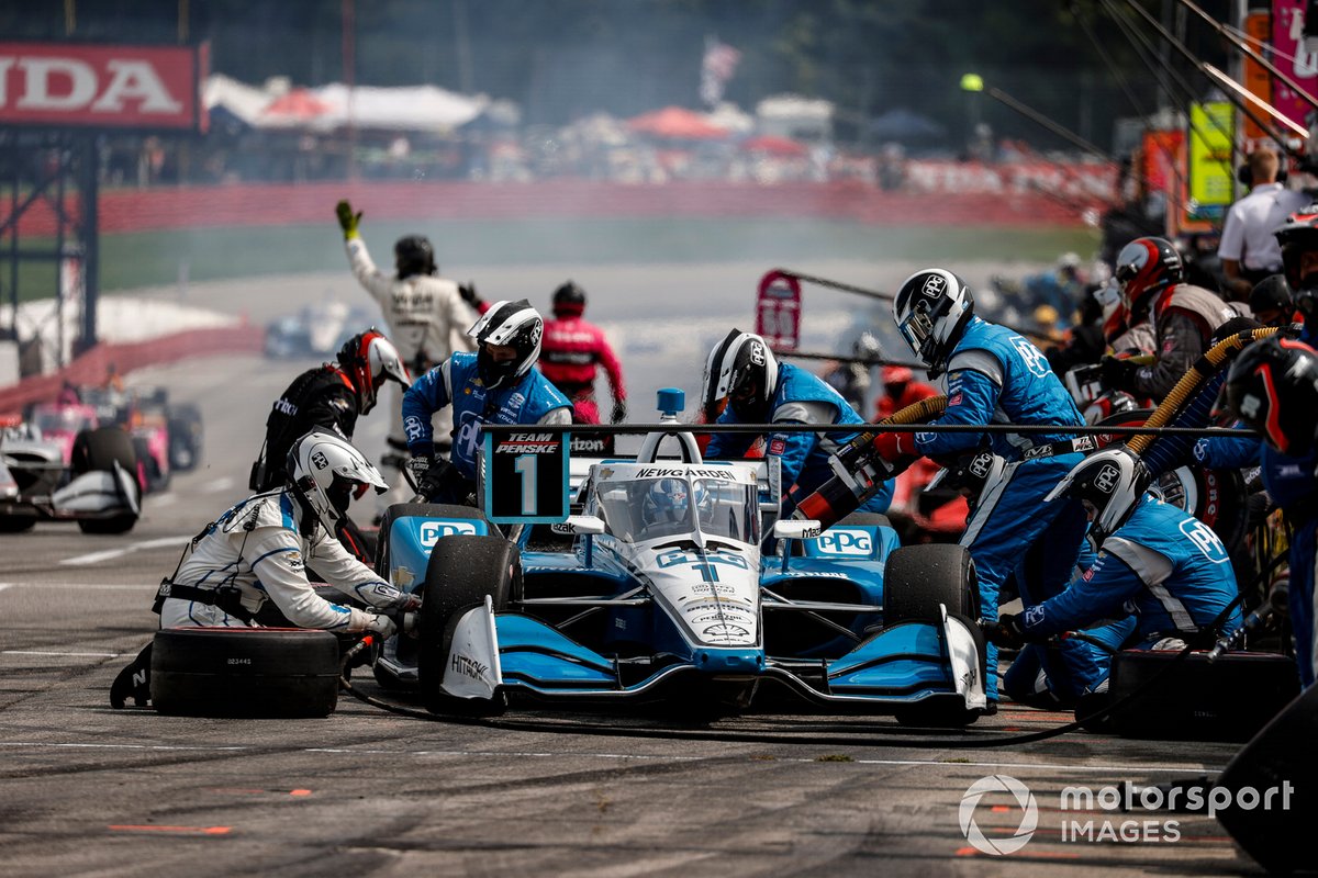 Josef Newgarden, Team Penske Chevrolet, pit stop