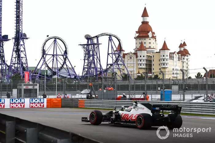 Kevin Magnussen, Haas VF-20