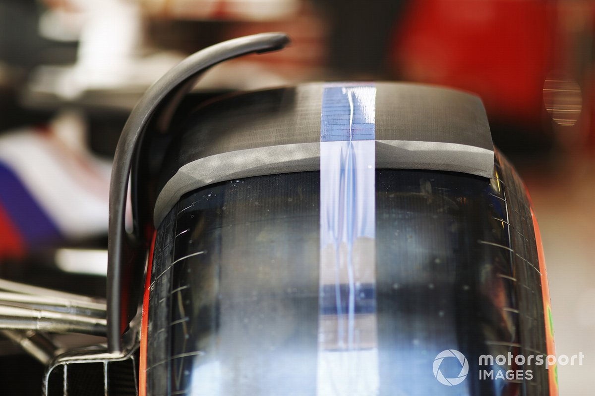 Detalle de las ruedas del Haas VF-21