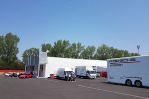 Atmosfera nel paddock