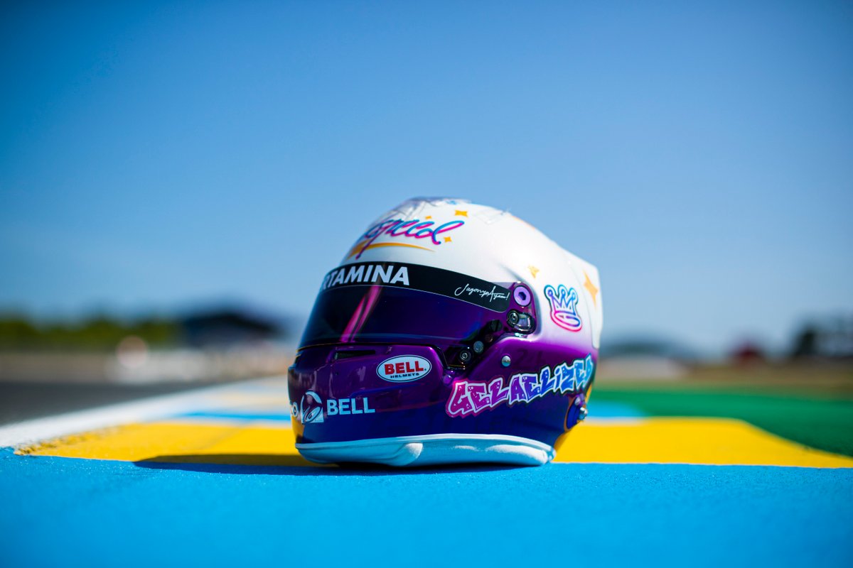 #28 JOTA Oreca 07 - Gibson LMP2, Sean Gelael, helm spesial Le Mans 24H