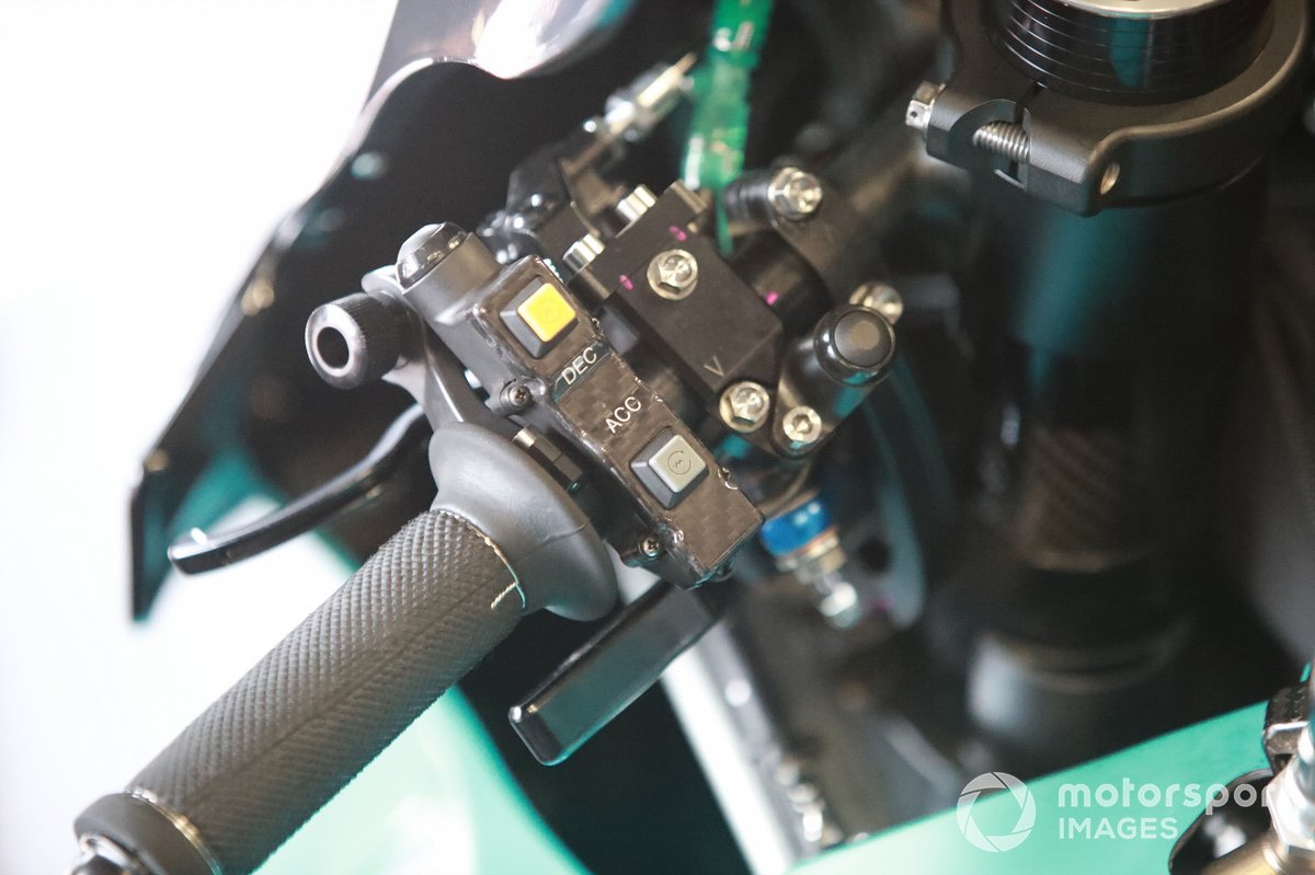 Moto de Fabio Quartararo, Petronas Yamaha SRT