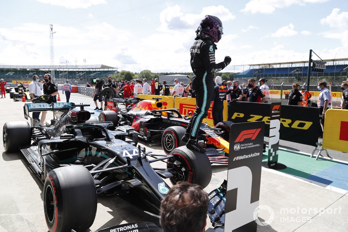 La 91ª llegó en Silverstone, superando a un Valtteri Bottas que dominó el fin de semana hasta el momento y endosando más de un segundo al resto...