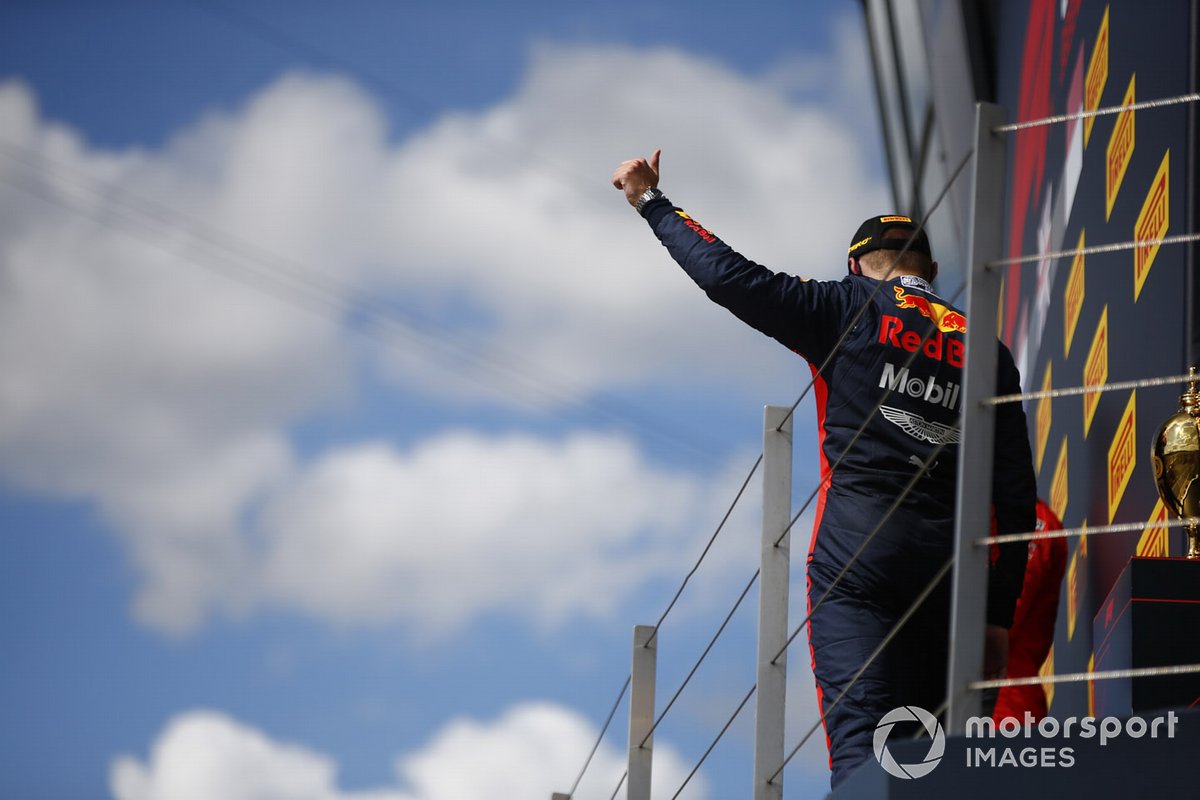Podio: segundo lugar Max Verstappen, Red Bull Racing