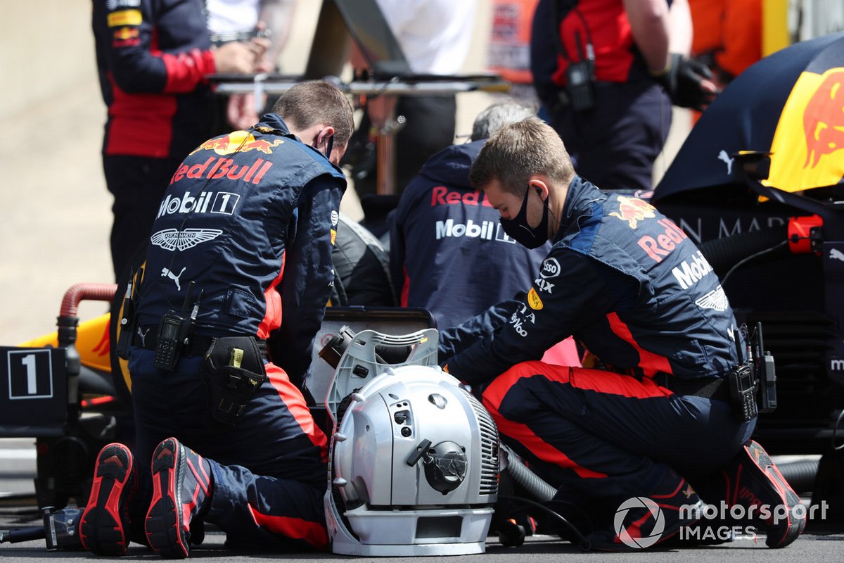 Mecánicos de Red Bull