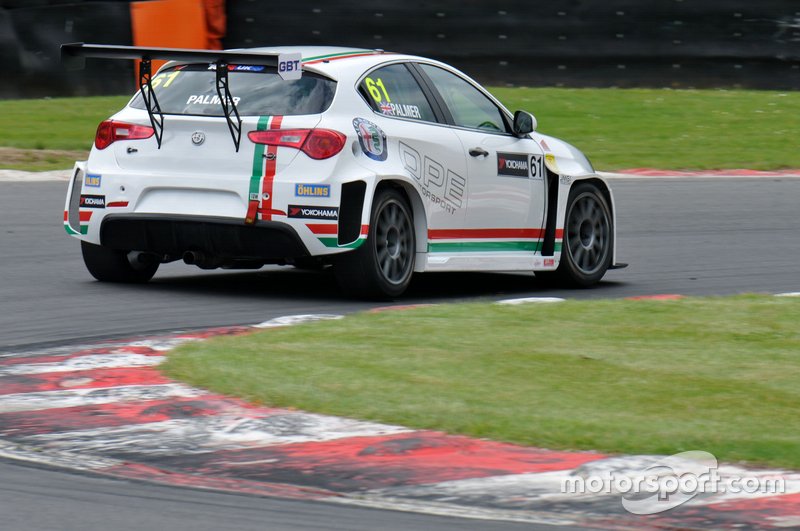 Derek Palmer, DPE Motorsport, Alfa Romeo Giulietta TCR