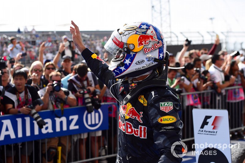 Daniel Ricciardo, Red Bull Racing celebra en parc ferme